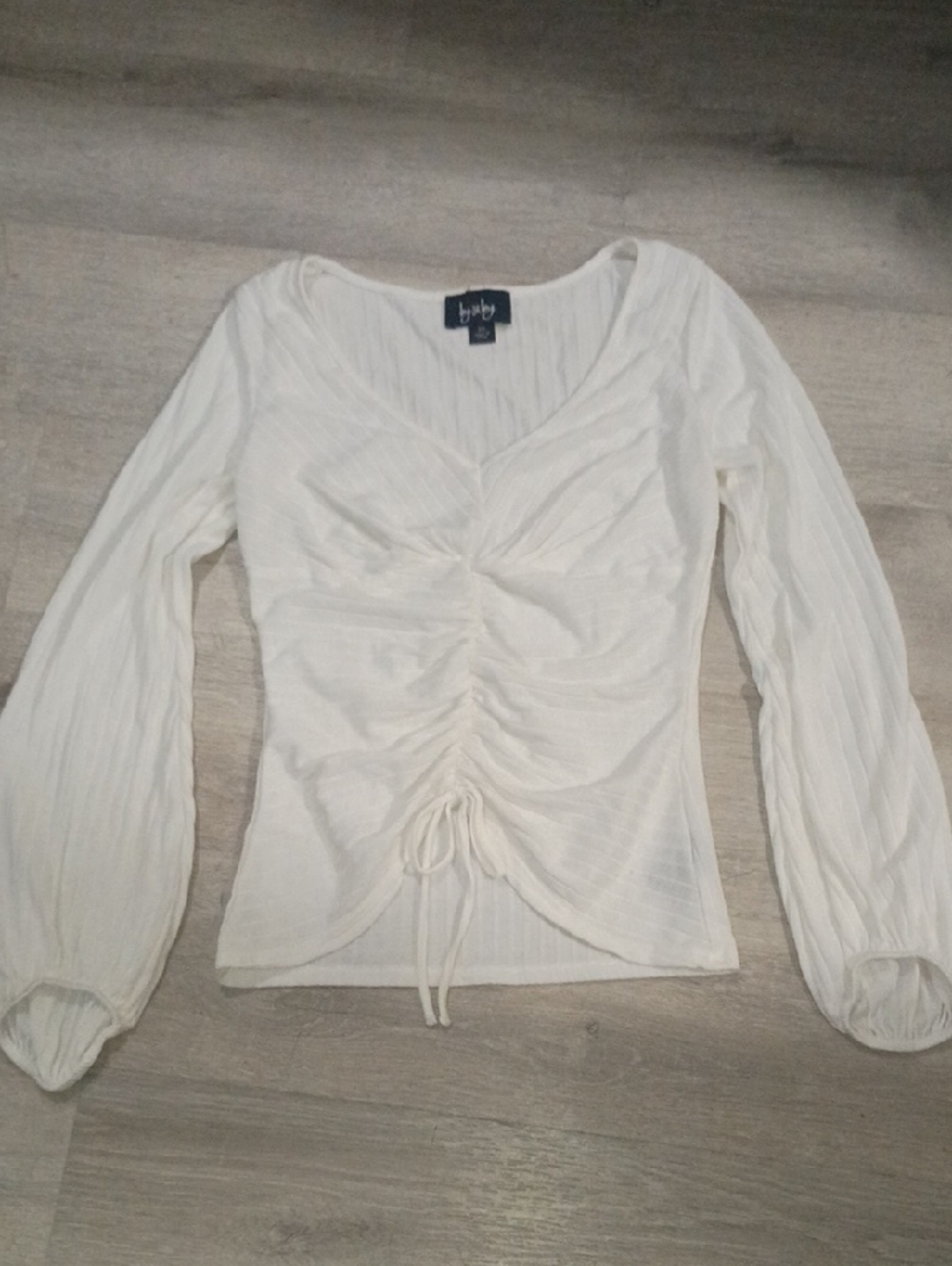 by & by Cream Ruched Long Sleeve V-Neck Top